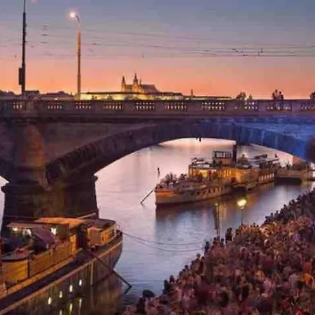 Apartment Andel With Terrace Prag
